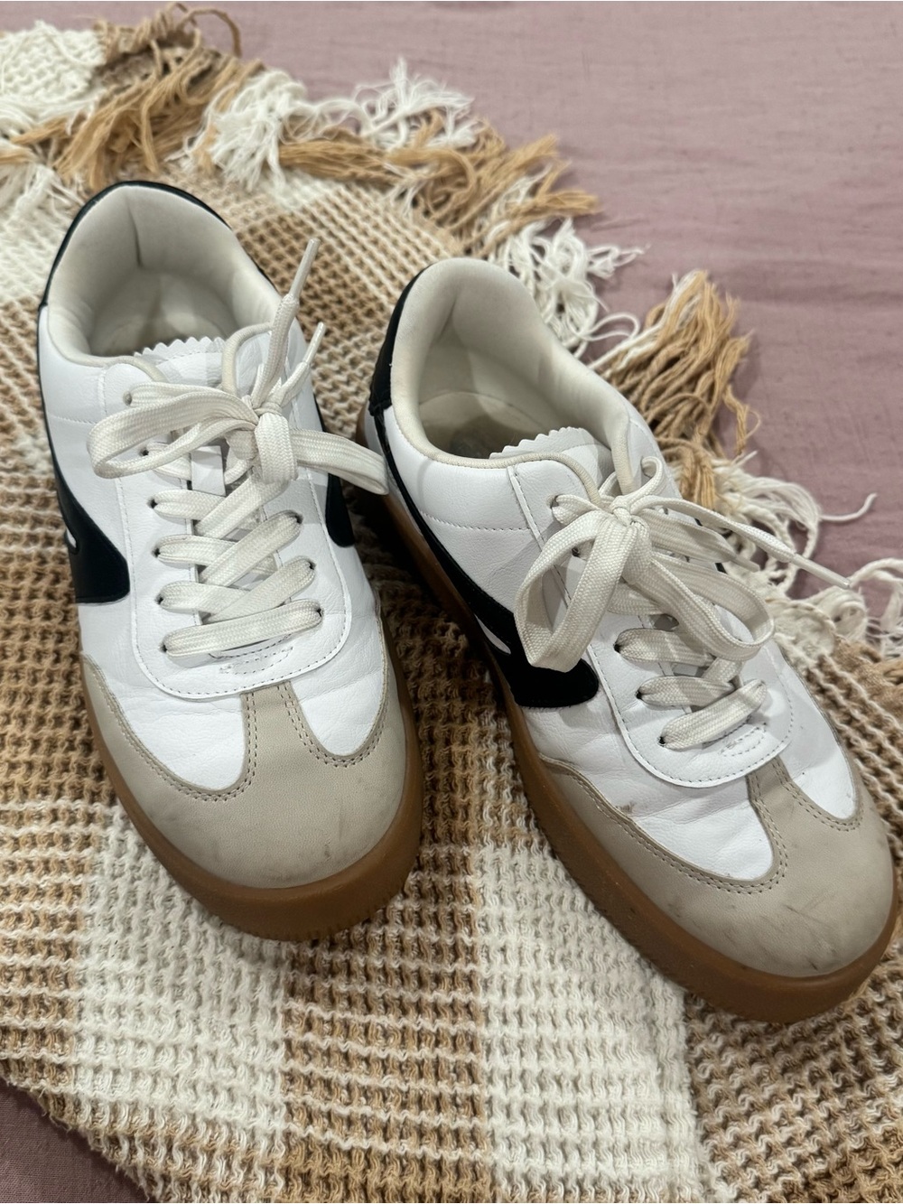 DV by Dolce Vita White, Black & Tan Women's Sneakers